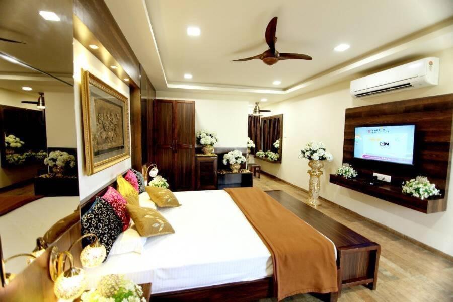 Hotel Lamba Celebrations Nagpur Esterno foto