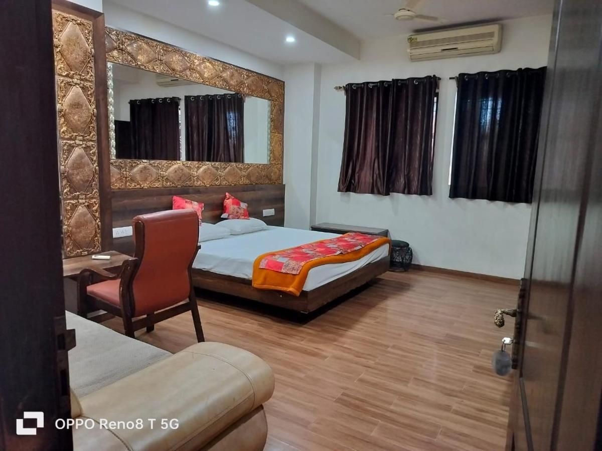 Hotel Lamba Celebrations Nagpur Esterno foto